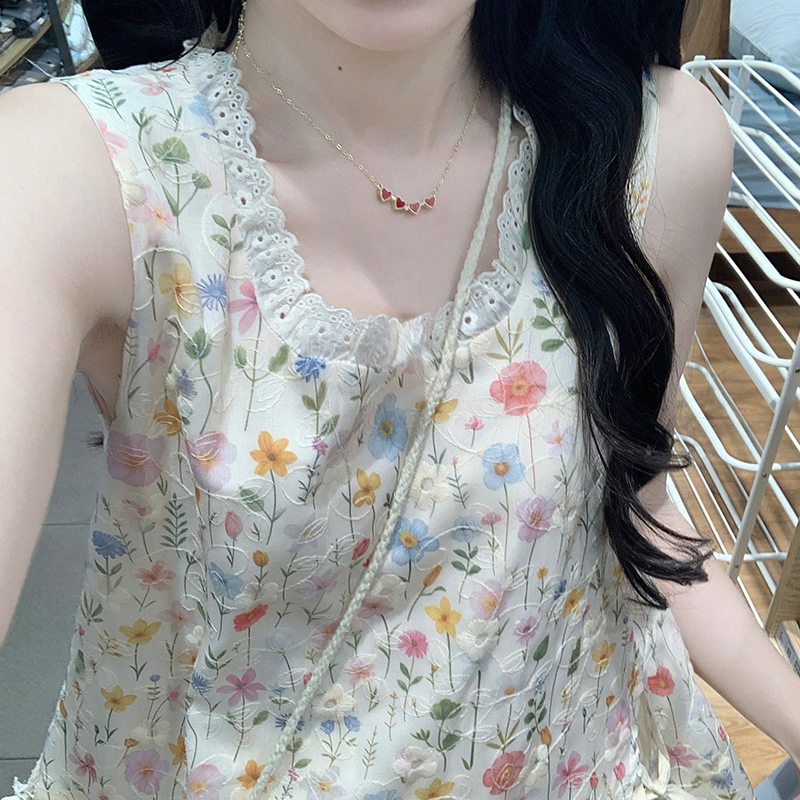 Gentle Floral Print Sleeveless Sweet Doll Top and High Waist Skirt Two Piece Set
