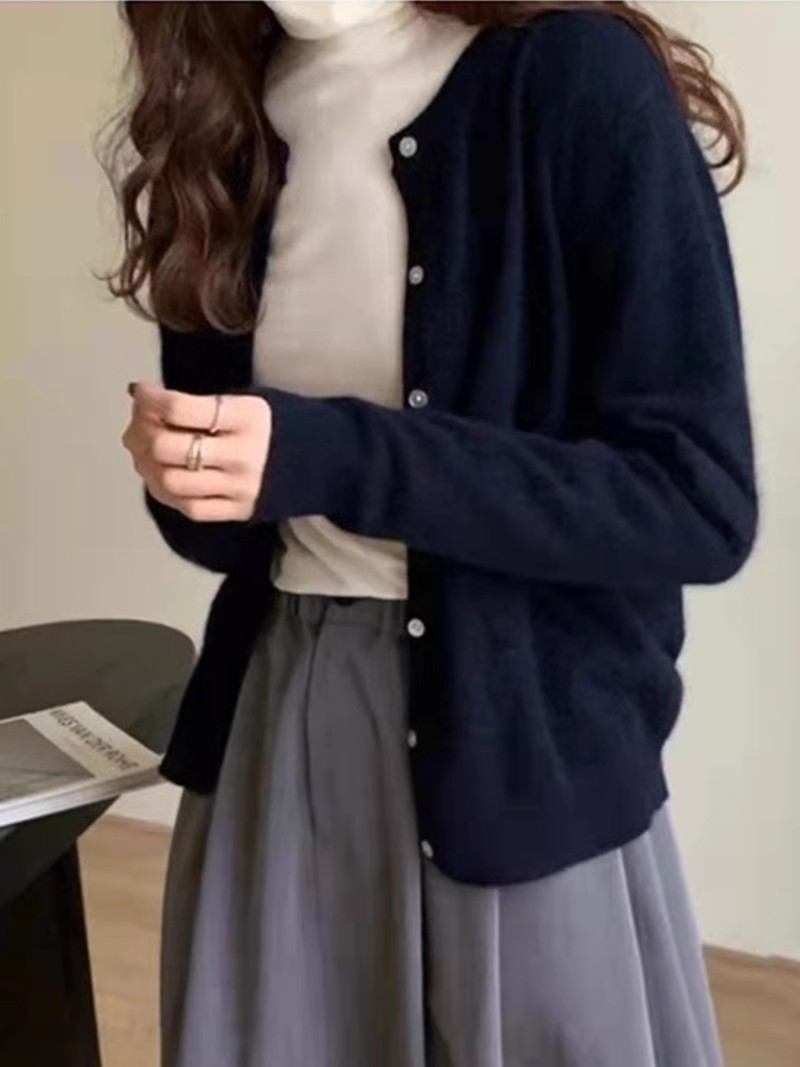 2026 Spring Autumn New Cashmere Sweater Cardigan Women Thin Loose Round Neck Wool Sweater Short Knit Outerwear