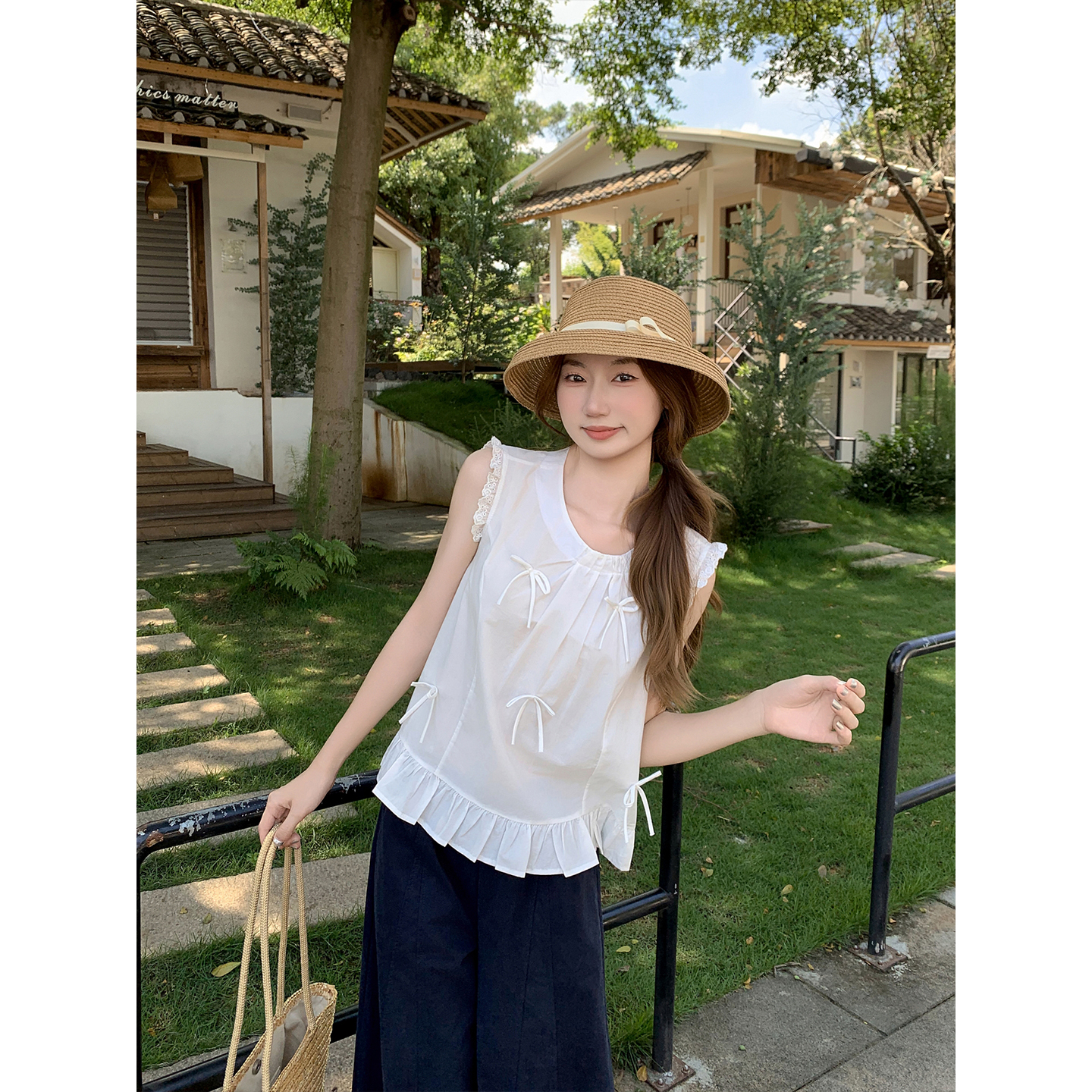 Women's Sleeveless Bow Lace Trim Babydoll Shirt Summer Loose Fit Top