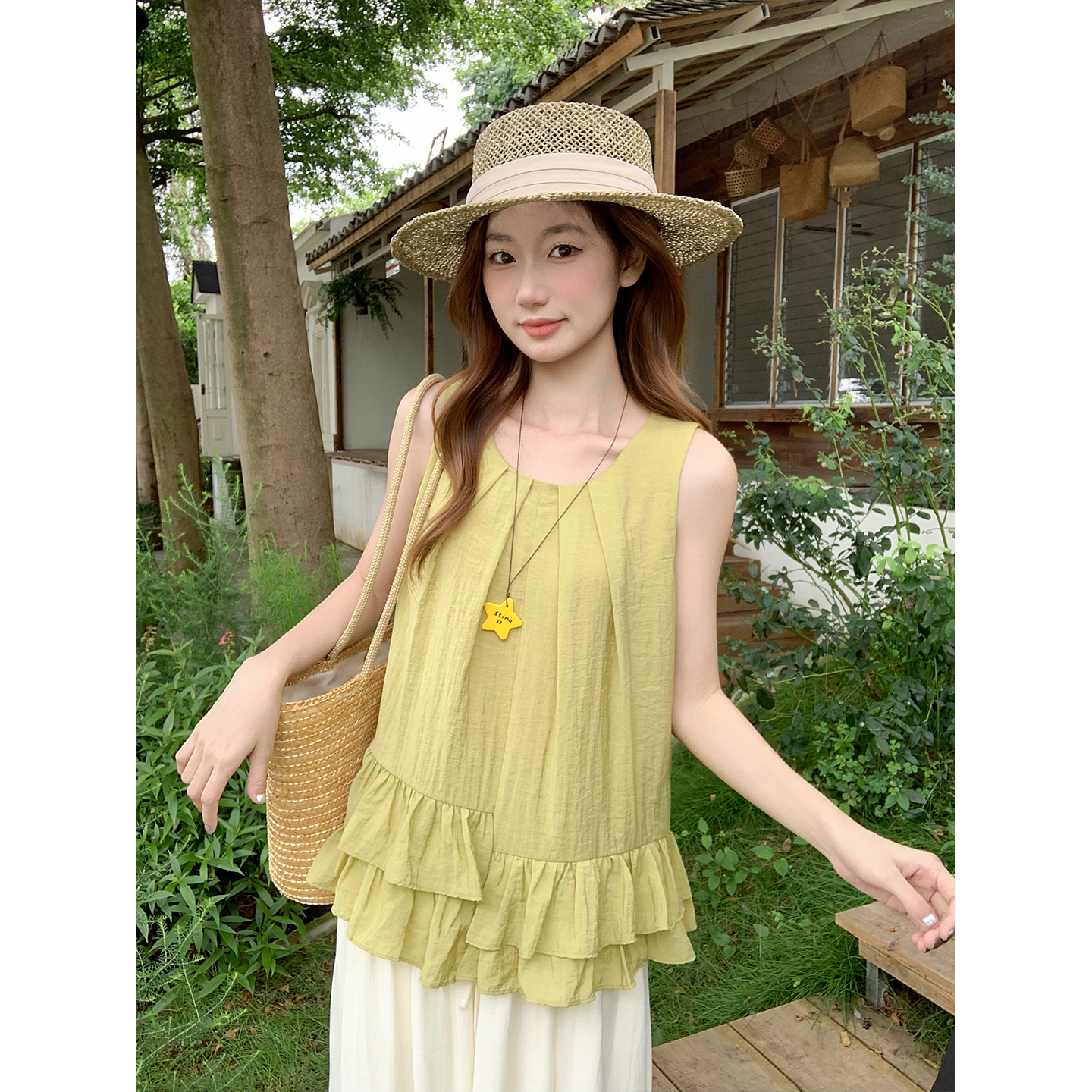 Korean Round Neck Pleated Sleeveless Doll Top for Women Summer New Vacation Outfit Cute Vest Brightening Shirt - Image 2