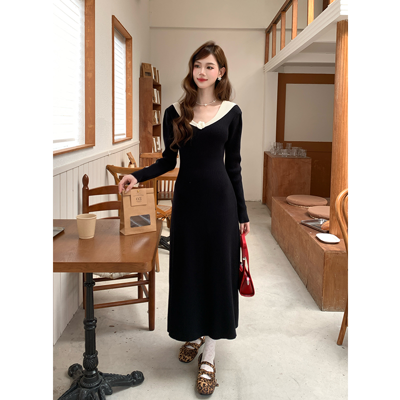 Elegant French Knit Dress with Contrast Color Long Sleeve Floral Design Fall New Arrival - Image 5
